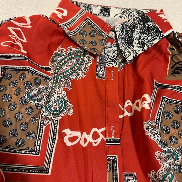 New Women’s shirt - Picture 2 of 4